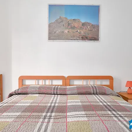 Holiday home Trilocali A 900m By Budoniaffitti *